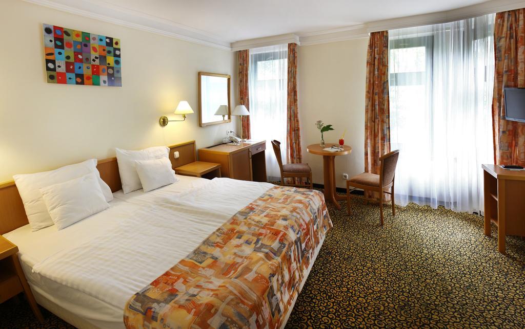 Park Hotel Hévíz Eksteriør billede