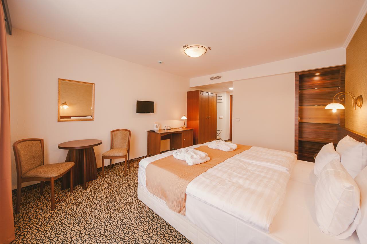 Park Hotel Hévíz Eksteriør billede