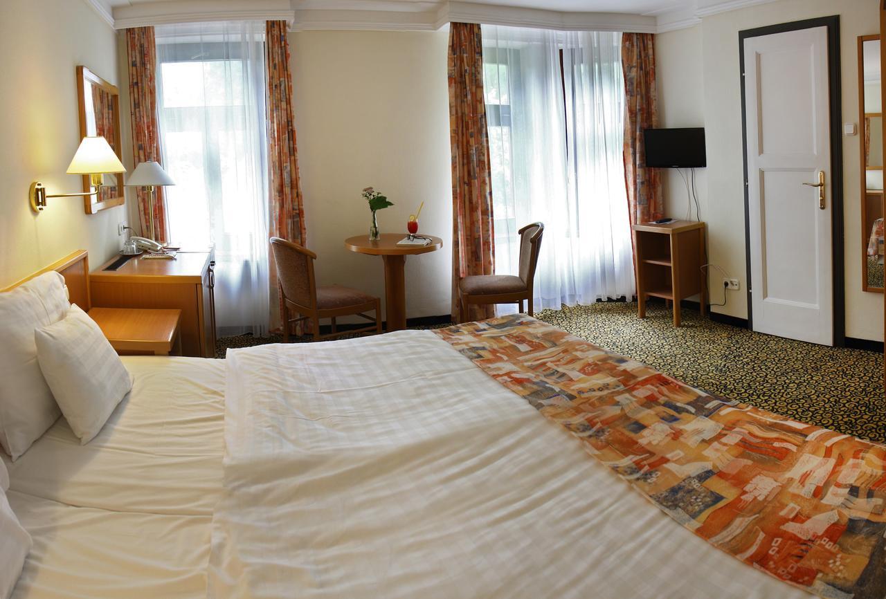 Park Hotel Hévíz Eksteriør billede